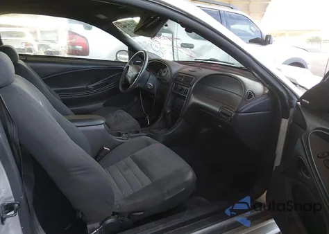 2002 Ford Mustang Gt z USA, uszkodzony, nr VIN 1FAFP42XX2F195456